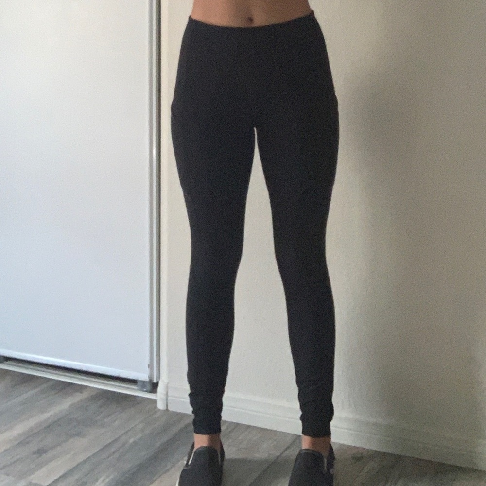 Black Lulu Lemon Leggings